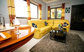 Indigo Cottage And Apartment