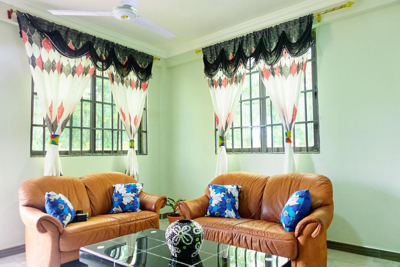 Indigo Cottage And Apartment Kumasi Exterior photo