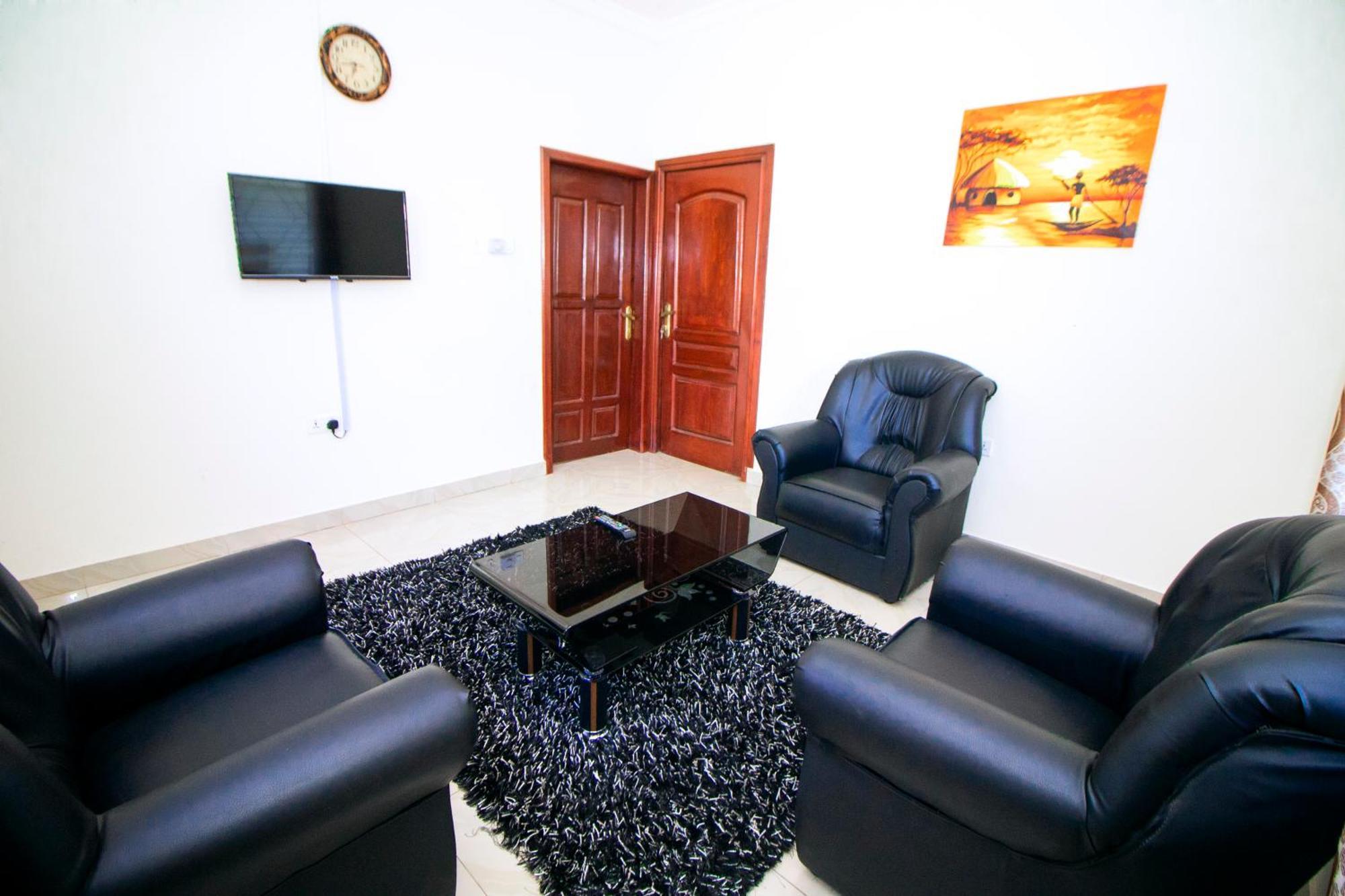 Indigo Cottage And Apartment Kumasi Exterior photo